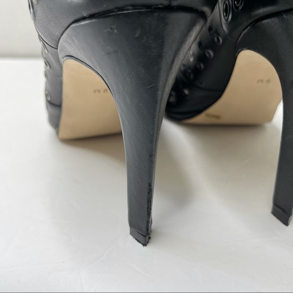 BCBGMAXAZRIA Lange Grommet Peep Toe Bootie - Picture 3 of 11